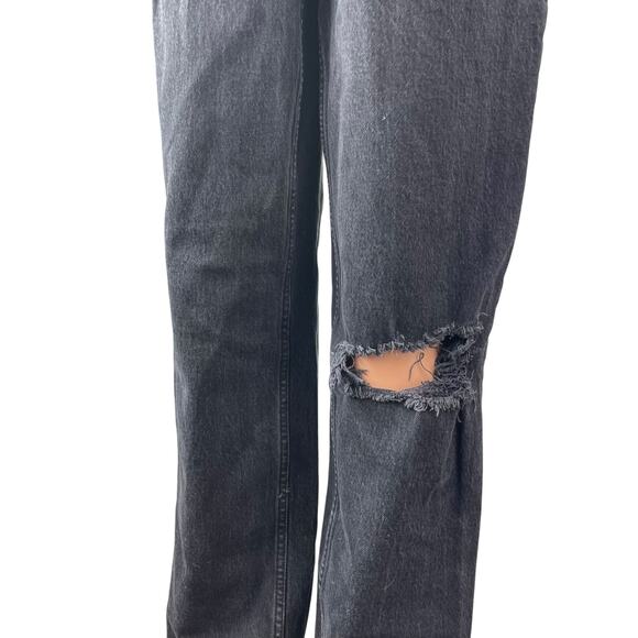 Abercrombie & Fitch 90's Straight Black High Rise Distressed Denim Jeans Size 28 - Picture 3 of 6